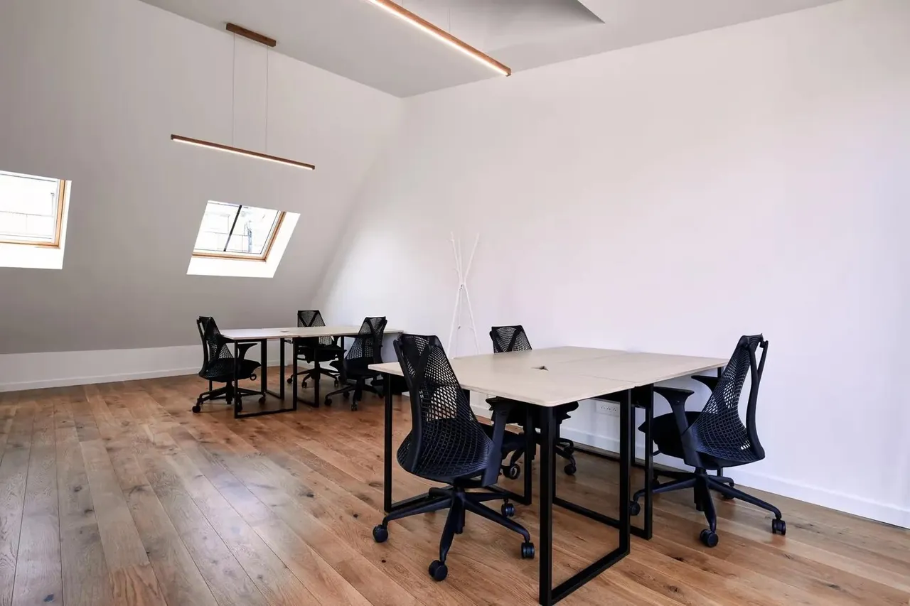 Bureau privé 1 poste à louer - Paris 12e (Faubourg Saint-Antoine) - photo 1