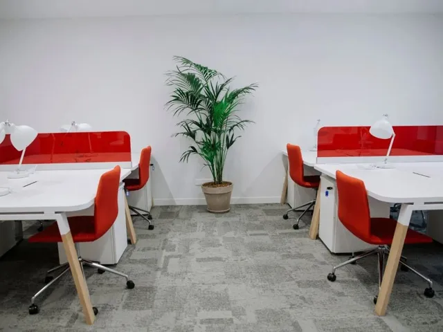 Bureau privé 10 postes à louer - Paris 16e (Marceau)