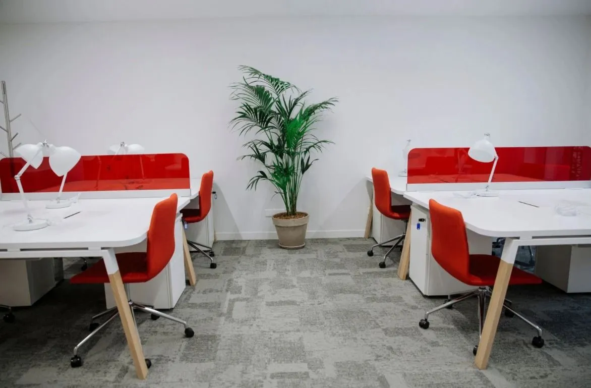 Bureau privé 10 postes à louer - Paris 16e (Marceau) - photo 1