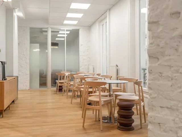 Bureau privatif 50 postes à louer - Paris 8e (Saint-Lazare) - photo 4