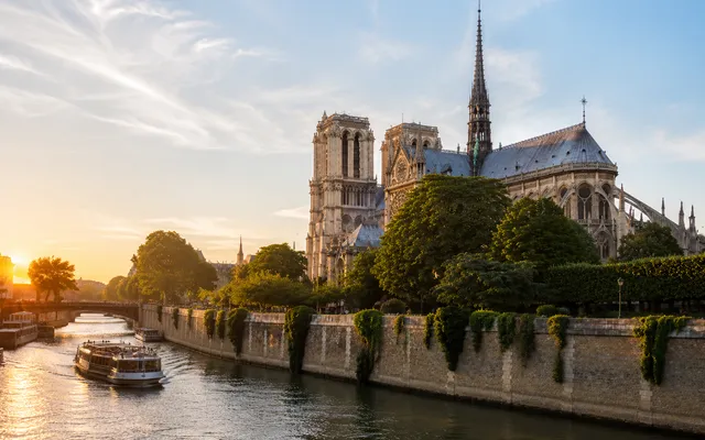 Prix des bureaux et du coworking à Paris 4e
