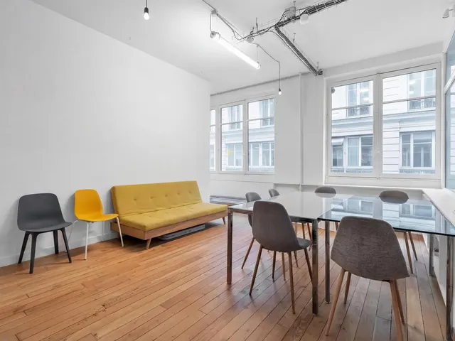 Bureau indépendant 19 postes à louer - Paris 10e (Poissonnière) - photo 5
