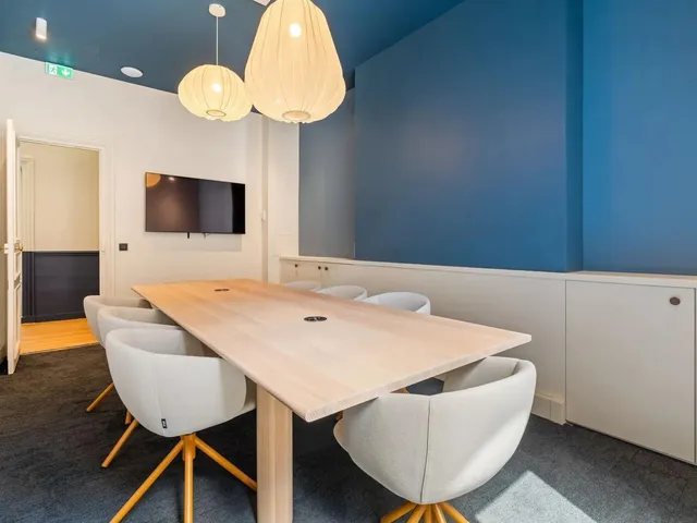 Bureau privatif 36 postes à louer - Paris 9e (Saint-Lazare) - photo 12