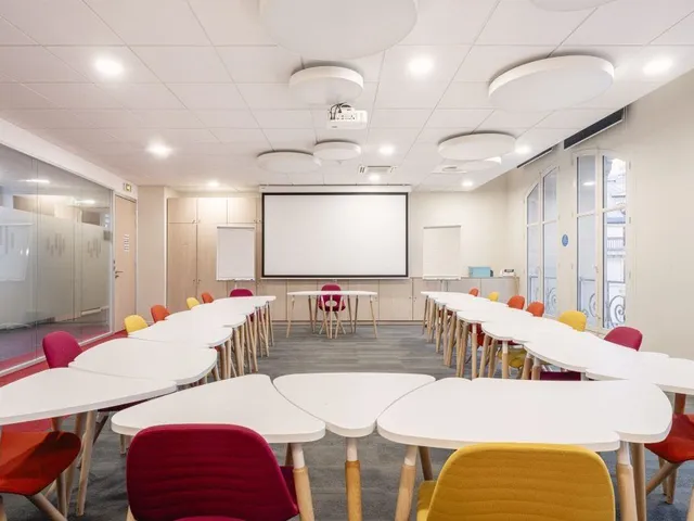 Bureau privé 30 postes à louer - Paris 8e (Cour du Havre) - photo 7