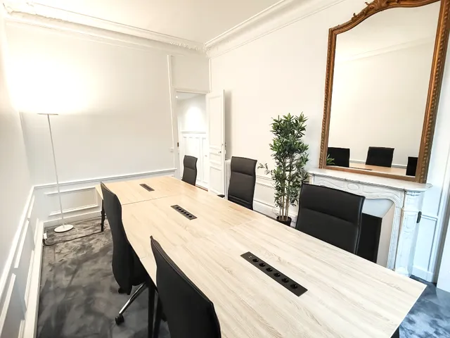 Bureau privé 4 postes à louer - Paris 8e (Haussmann) - photo 4