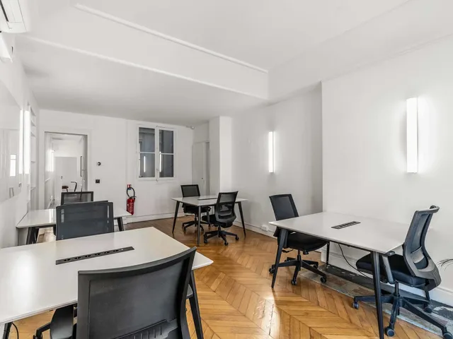 Bureau indépendant 8 postes à louer - Paris 9e (Saint-lazare) - photo 6