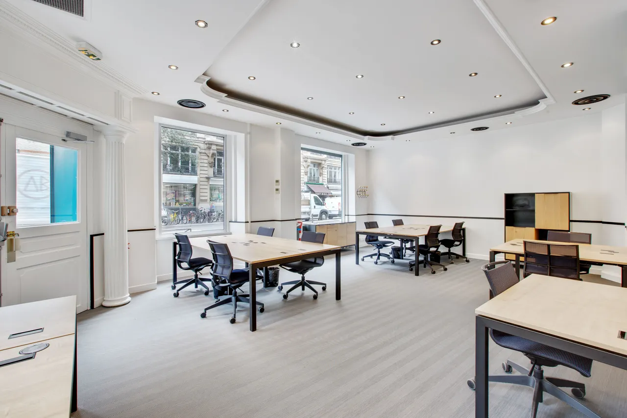 Bureau indépendant 30 postes à louer - Paris 3e (Beaubourg) - photo 1