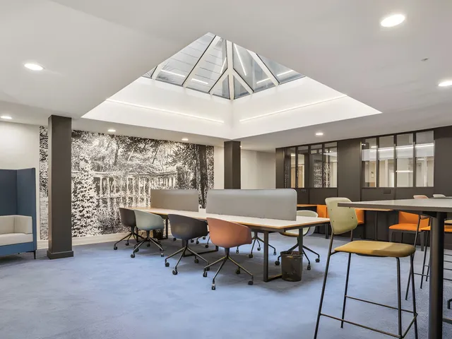 Bureau privé 5 postes à louer - Paris 17e (Terrasse)