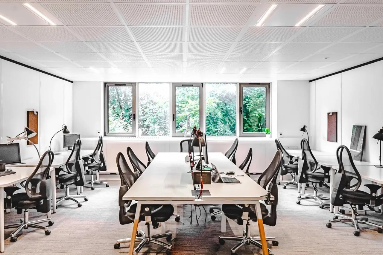 Bureau privé 5 postes à louer - Neuilly-sur-seine (Bis rue de Villiers) - photo 1