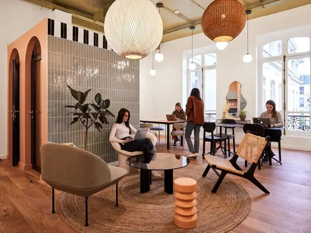 Bureau privé 7 postes à louer - Paris 8e (Rue de Penthièvre) - photo 5