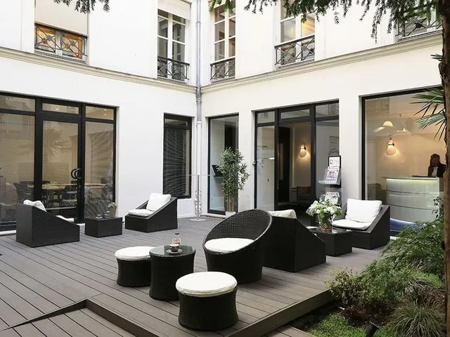 Bureau privé 2 postes à louer - Paris 1er (Cambon)