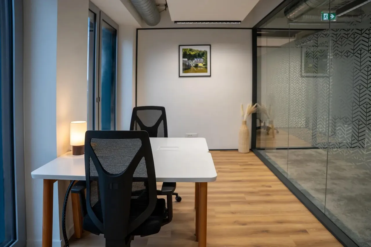 Bureau privé 29 postes à louer - Rennes (Raoul Dautry) - photo 1
