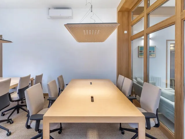 Bureau indépendant 18 postes à louer - Paris 2e (Sentier) - photo 2