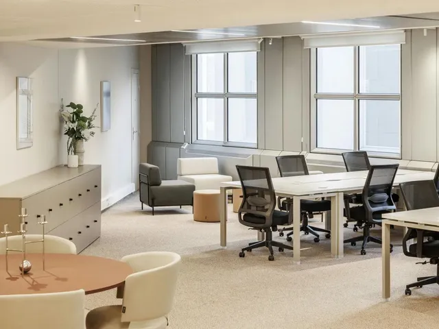 Bureau indépendant 12 postes à louer - Puteaux (Parvis de La Défense)