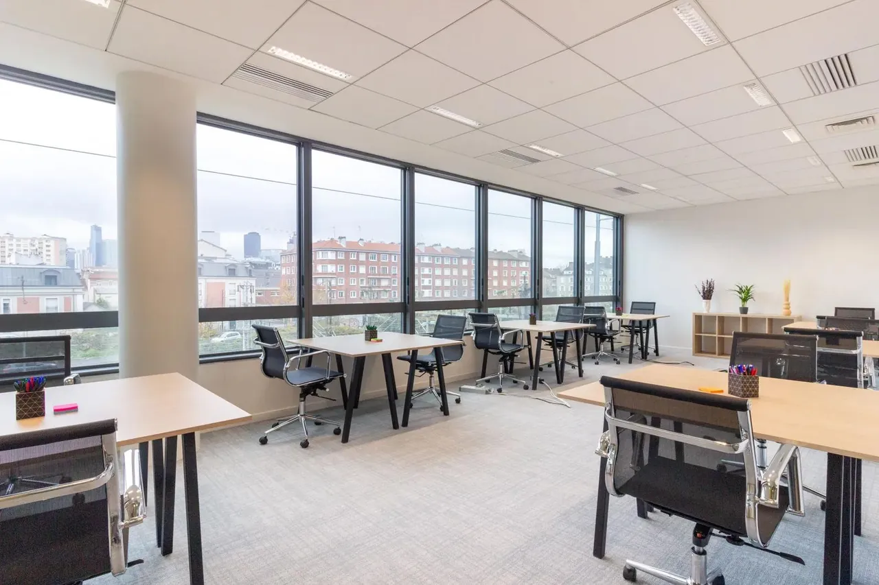 Bureau privé 20 postes à louer - Colombes (Débarcadère) - photo 1