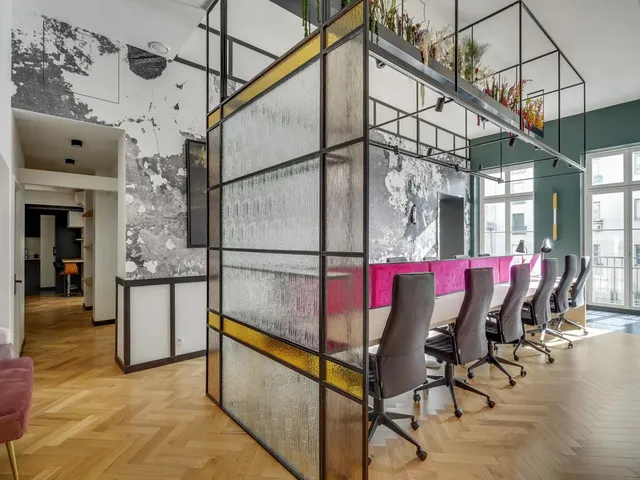 Bureau indépendant 35 postes à louer - Paris 10e (Stalingrad) - photo 8