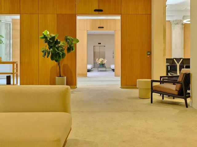 Bureau privé 13 postes à louer - Paris 9e (Sainte-Cécile) - photo 9