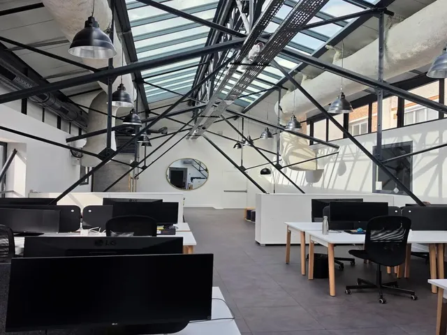 Bureau privé 28 postes à louer - Paris 11e (Alexandre Dumas) - photo 4