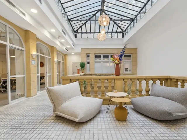Bureau privatif 36 postes à louer - Paris 8e (Rue Louis Murat) - photo 2