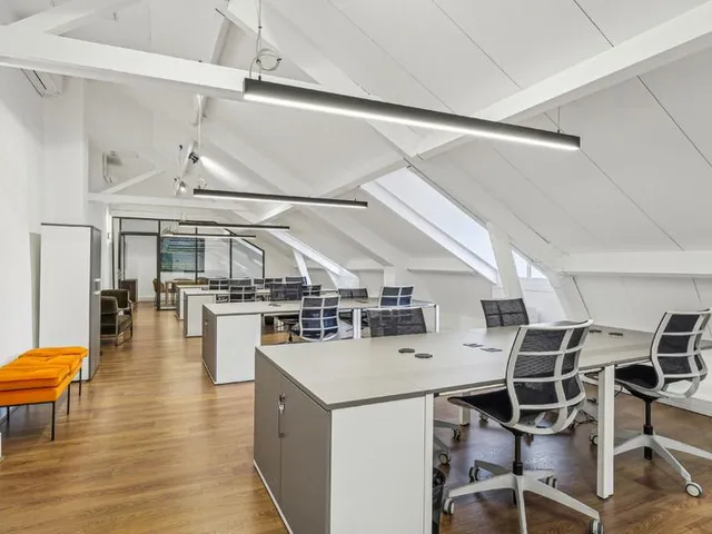 Bureau indépendant 24 postes à louer - Paris 3e (Arts Et Métiers) - photo 3