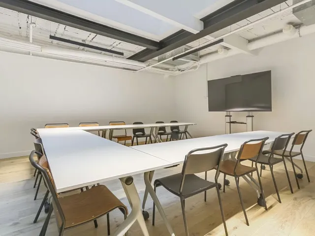 Bureau privé 49 postes à louer - Paris 3e (Strasbourg - Saint-denis) - photo 6