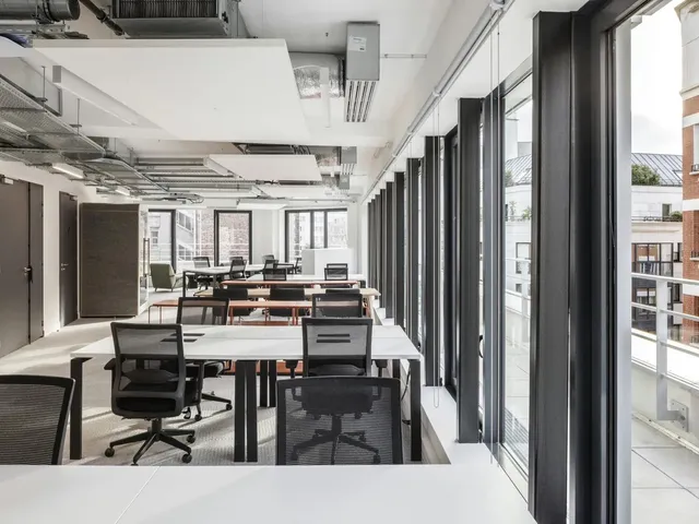 Bureau indépendant 45 postes à louer - Boulogne-Billancourt (Peupliers)