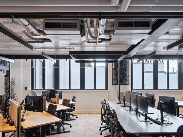 Bureau indépendant 87 postes à louer - Paris 3e (Arts Et Métiers)
