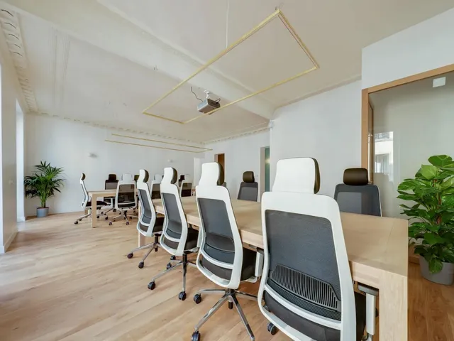 Bureau privatif 32 postes à louer - Paris 9e (Le Peletier) - photo 2