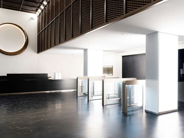 Bureau indépendant 28 postes à louer - Paris 4e (Ile Louviers)