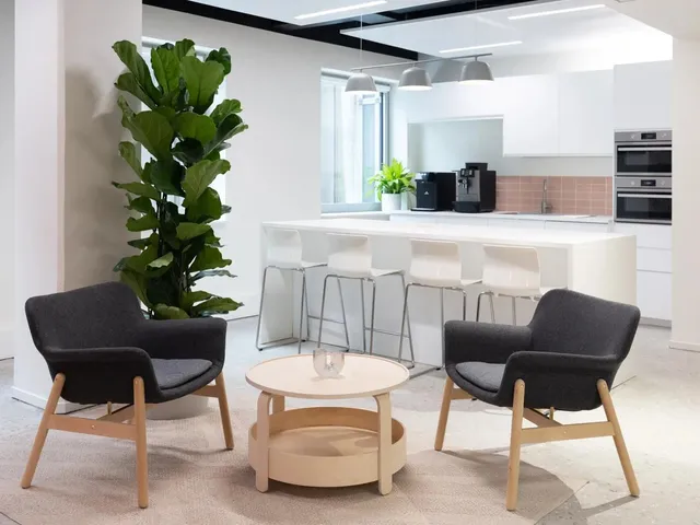 Bureau privé 14 postes à louer - Paris 13e (Place d'Italie) - photo 7