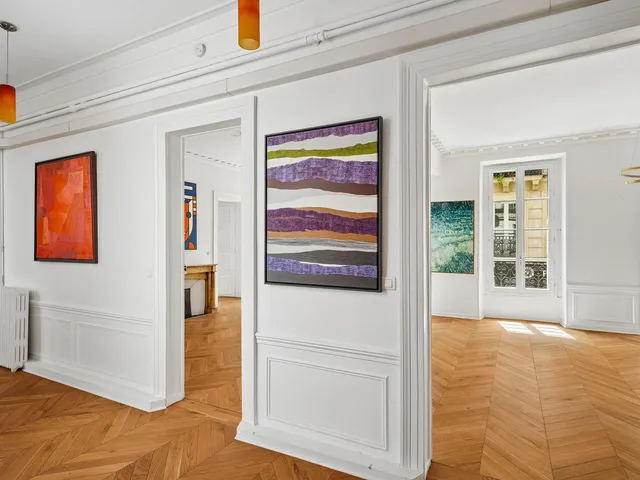 Bureau indépendant 28 postes à louer - Paris 8e (Ponthieu) - photo 3