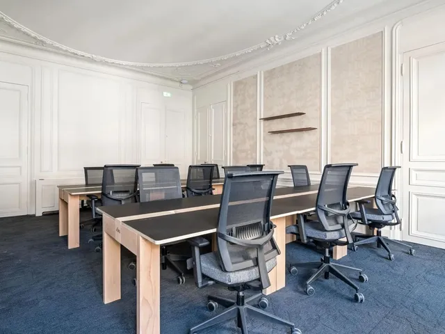 Bureau privatif 36 postes à louer - Paris 9e (Saint-Lazare) - photo 3