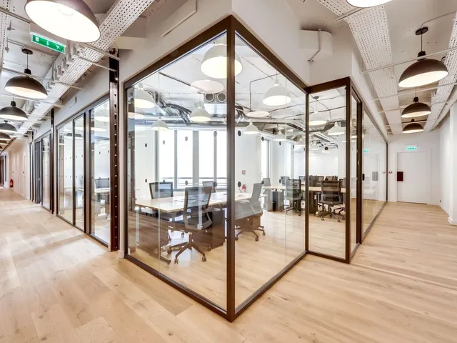 Bureau privé 12 postes à louer - Paris 8e (Charles-de-Gaulle-Etoile) - photo 3