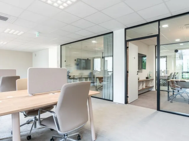 Bureau privatif 72 postes à louer - Paris 8e (Villiers) - photo 3
