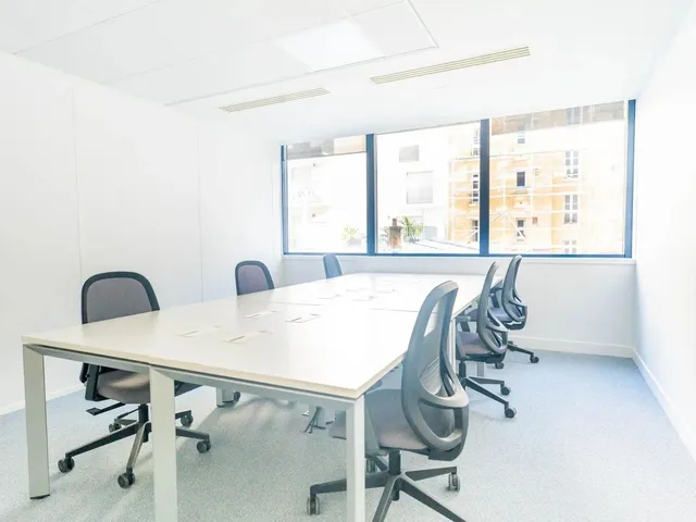 Bureau indépendant 10 postes à louer - Boulogne-Billancourt (Boulogne) - photo 2