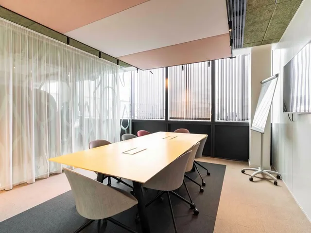 Bureau indépendant 32 postes à louer - Paris 13e (Bibliothèque François Mitterrand) - photo 10