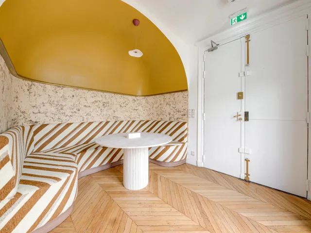 Bureau indépendant 32 postes à louer - Paris 2e (Quatre Septembre) - photo 6