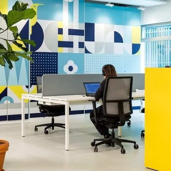 Bureau privé 4 postes à louer - Paris 11e (Voltaire) - photo 1