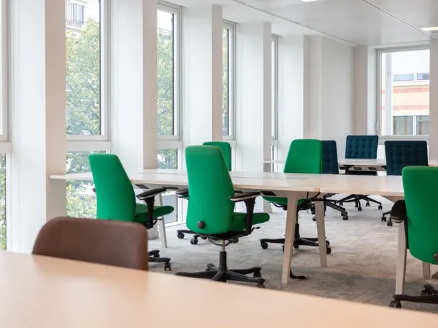 Bureau privé 48 postes à louer - Levallois-Perret (Anatole France) - photo 7