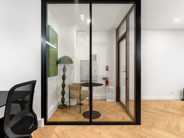 Bureau privatif 24 postes à louer - Paris 9e (Pigalle) - photo 3