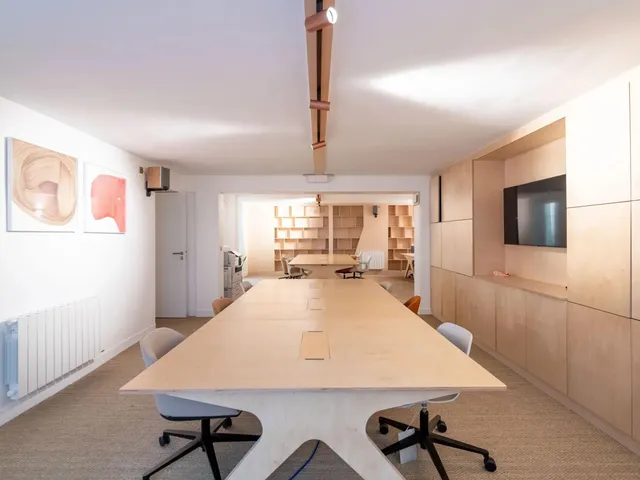 Bureau indépendant 18 postes à louer - Paris 2e (d’Aboukir) - photo 2