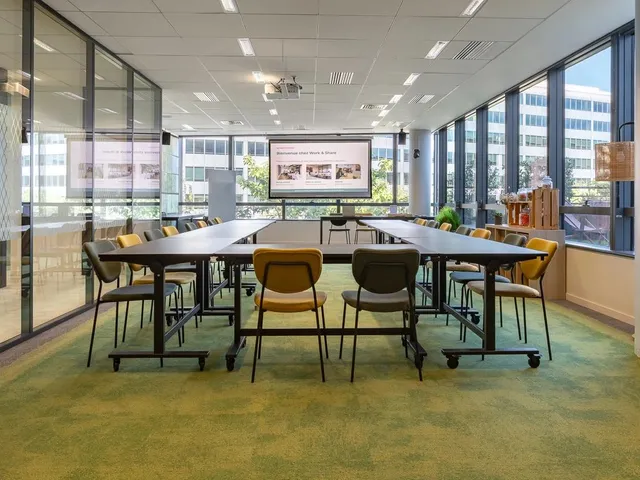 Bureau privé 5 postes à louer - Clichy (Bérégovoy) - photo 10