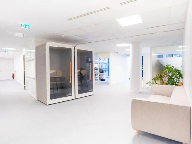 Bureau indépendant 10 postes à louer - Boulogne-Billancourt (Boulogne) - photo 5