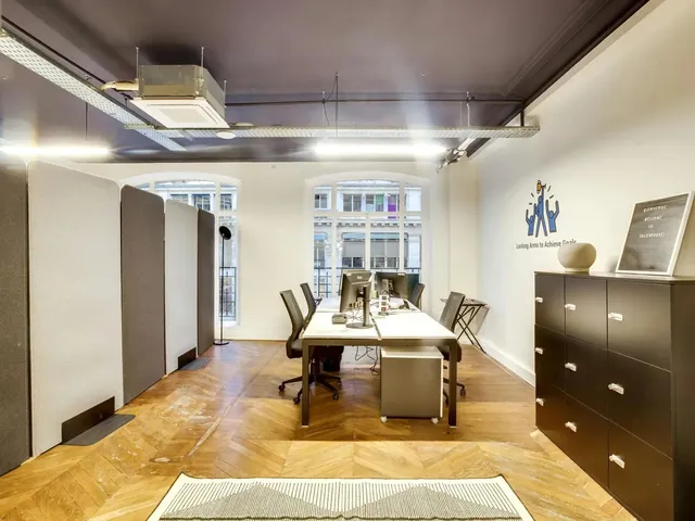 Bureau privatif 18 postes à louer - Paris 2e (Sentier) - photo 2