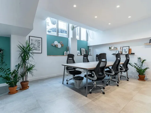 Bureau indépendant 52 postes à louer - Paris 11e (Saint-Sabin) - photo 3