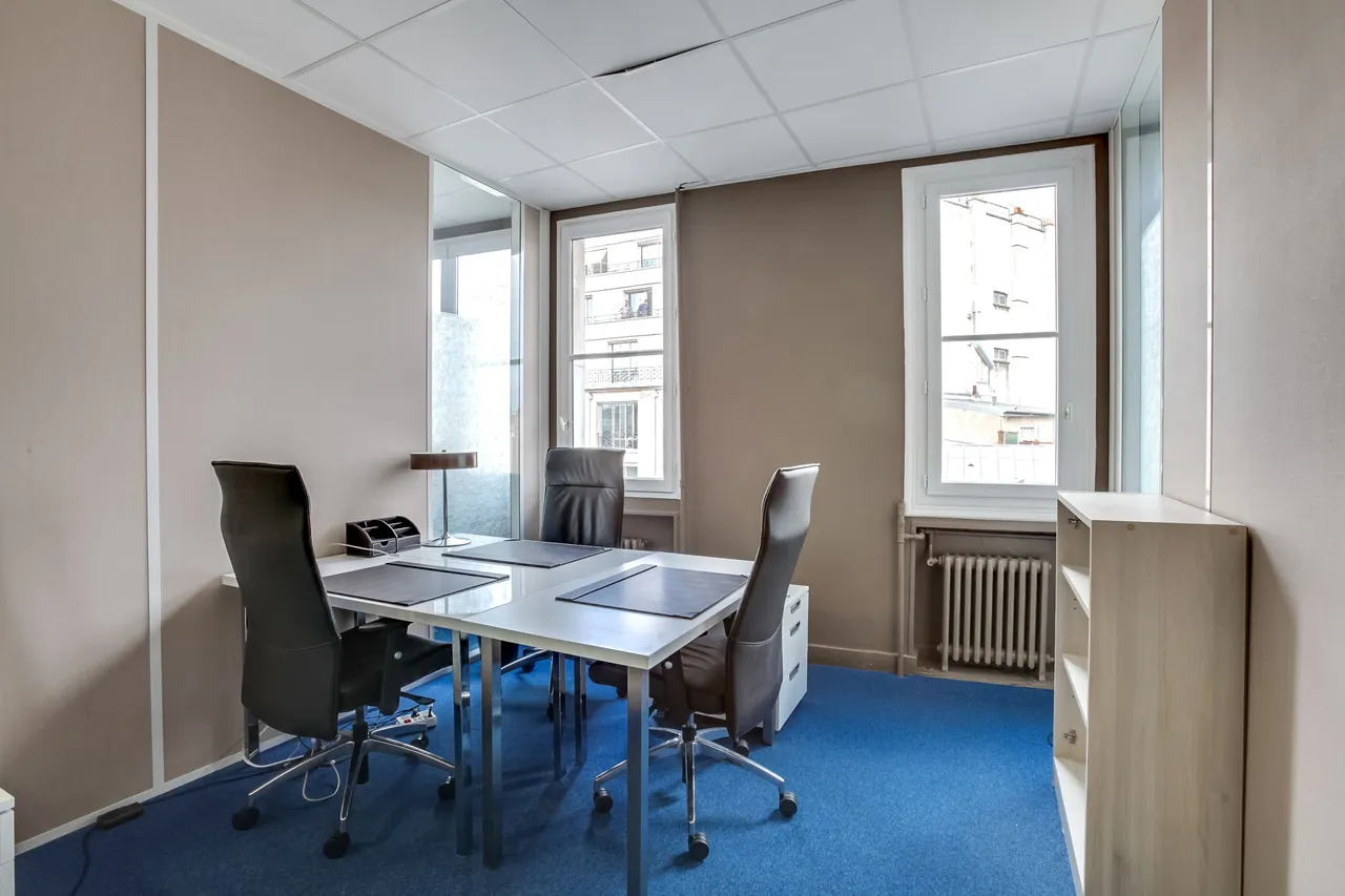 Bureau privé 6 postes à louer - Paris 8e (Saint-philippe Du Roule) - photo 1