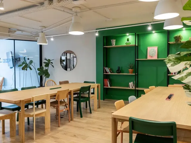 Bureau privé 2 postes à louer - Paris 14e (Reille) - photo 3