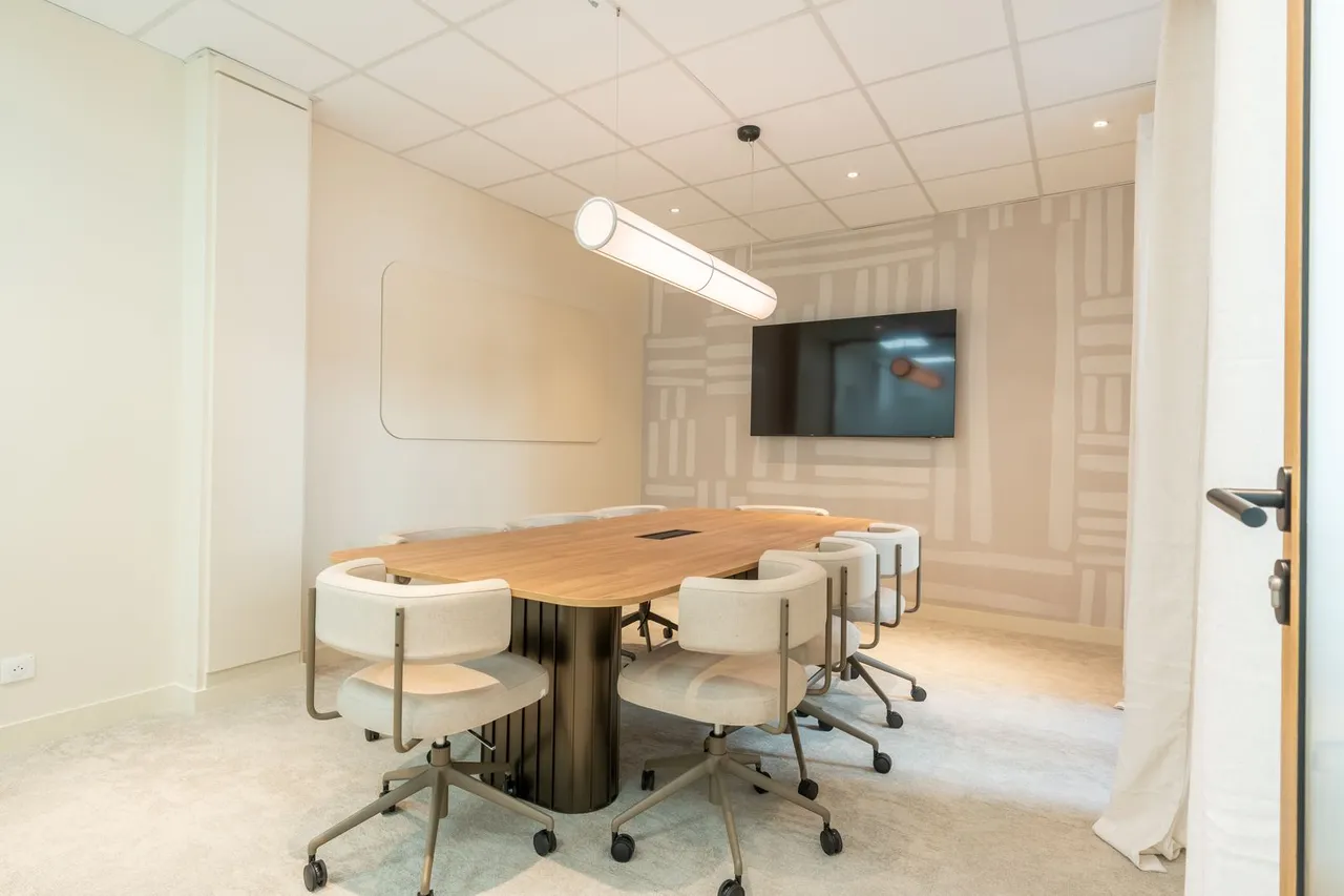 Bureau indépendant 33 postes à louer - Paris 2e (Montmartre) - 23 100 €/mois - photo 1