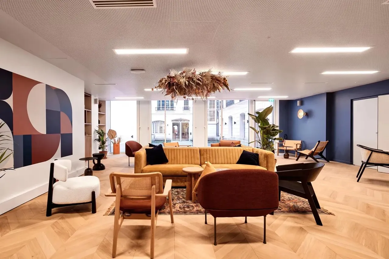 Bureau privé 4 postes à louer - Paris 16e (Magdebourg) - photo 1