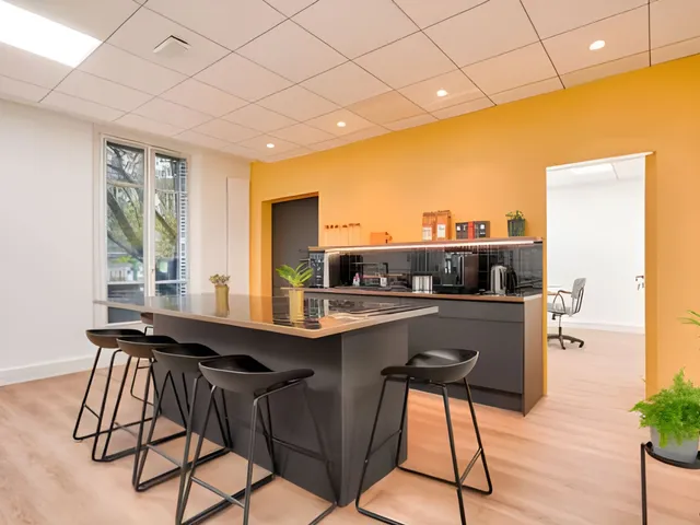 Bureau privatif 30 postes à louer - Paris 8e (Saint-Lazare) - photo 3